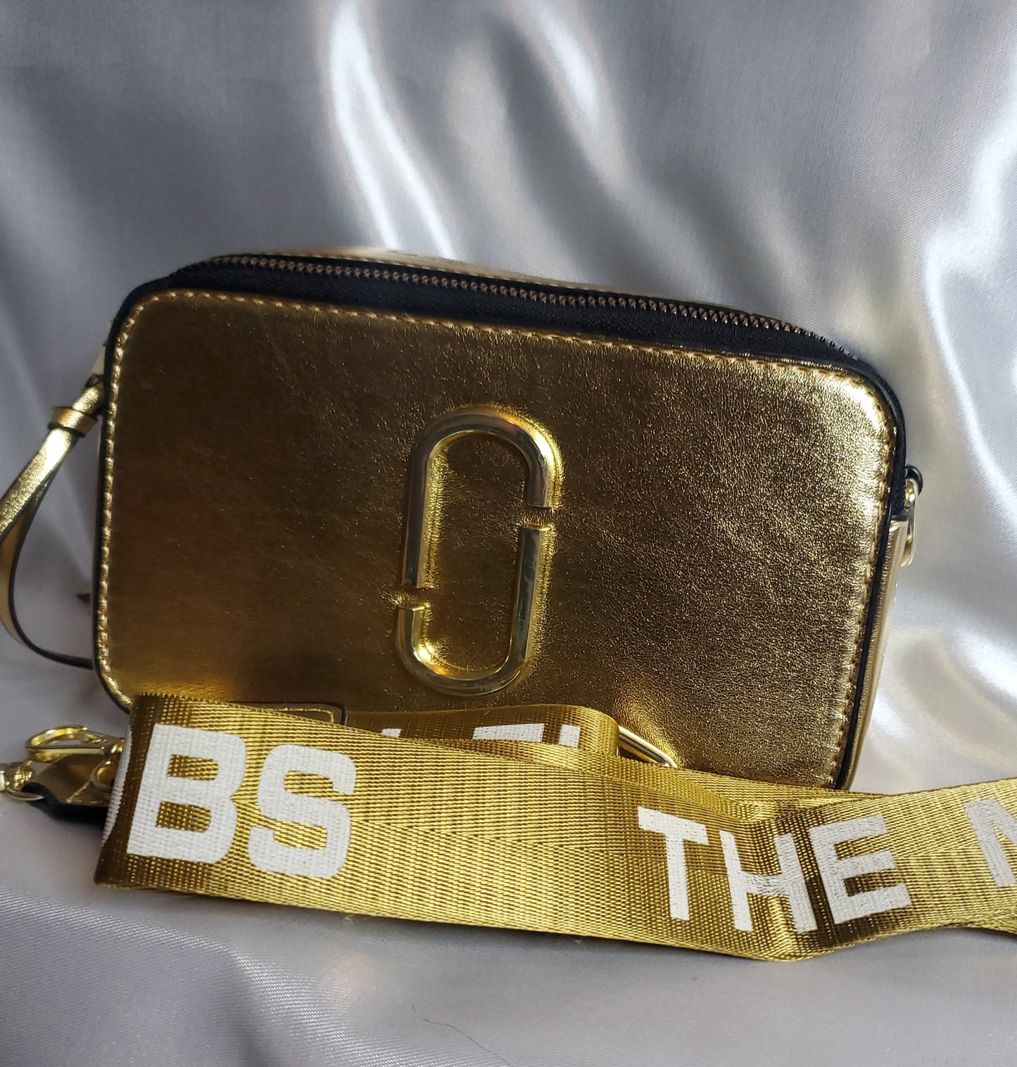 Marc Jacobs Chrome Snap Shot