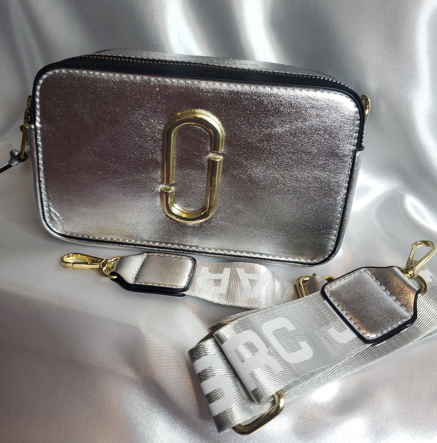 Marc Jacobs Chrome Snap Shot