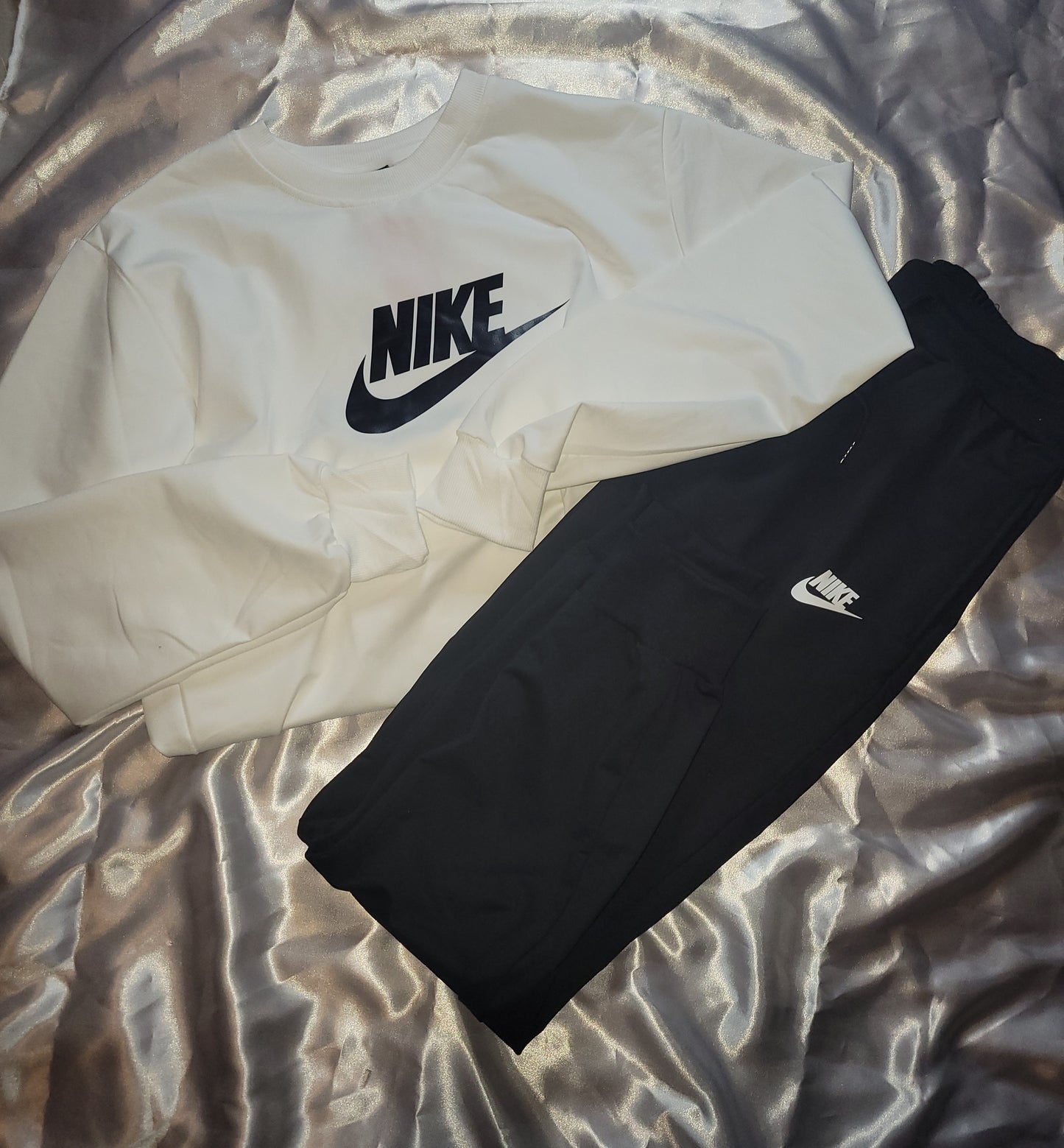 WOMEN - Nike Track Suit