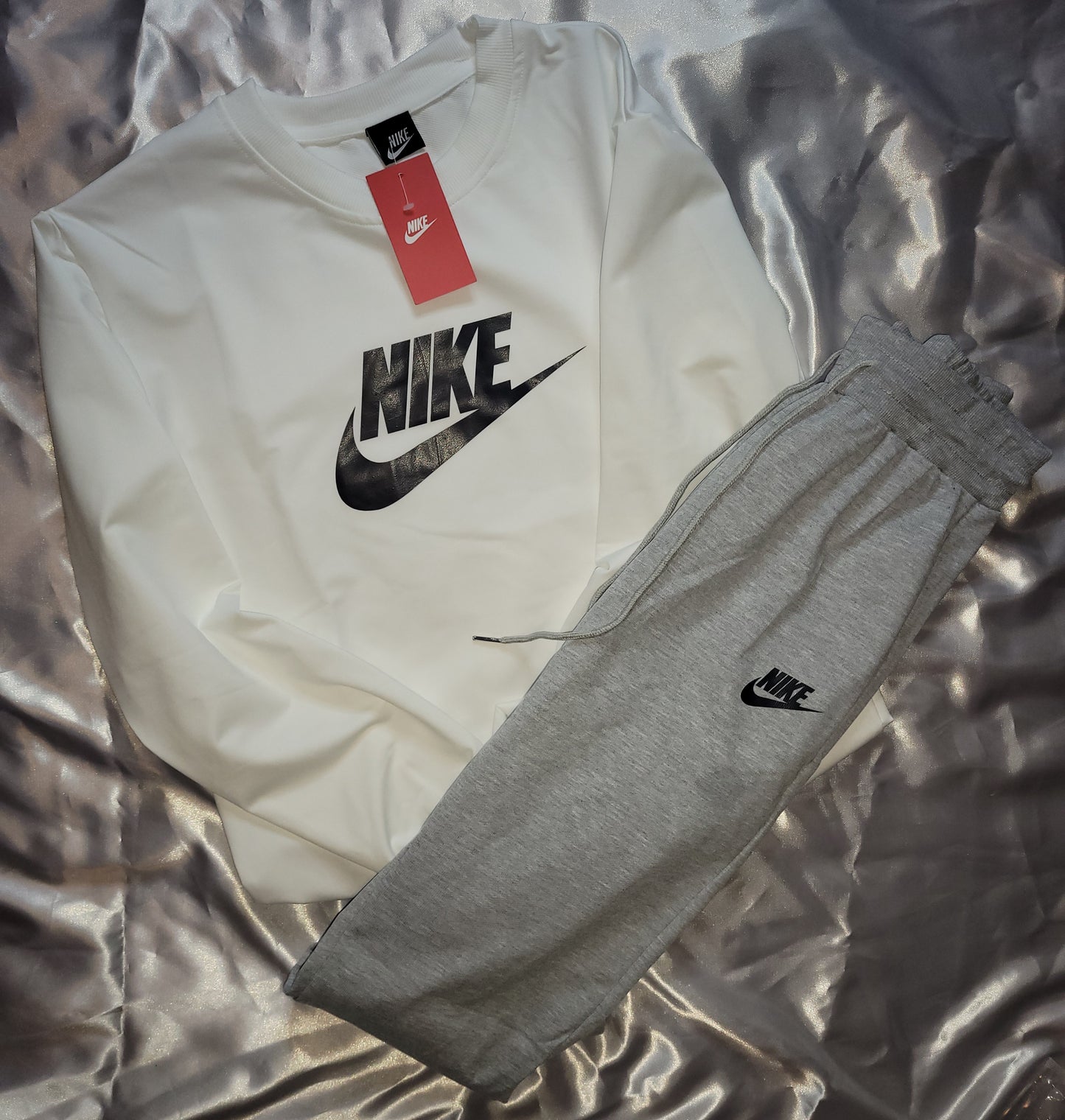 WOMEN - Nike Track Suit