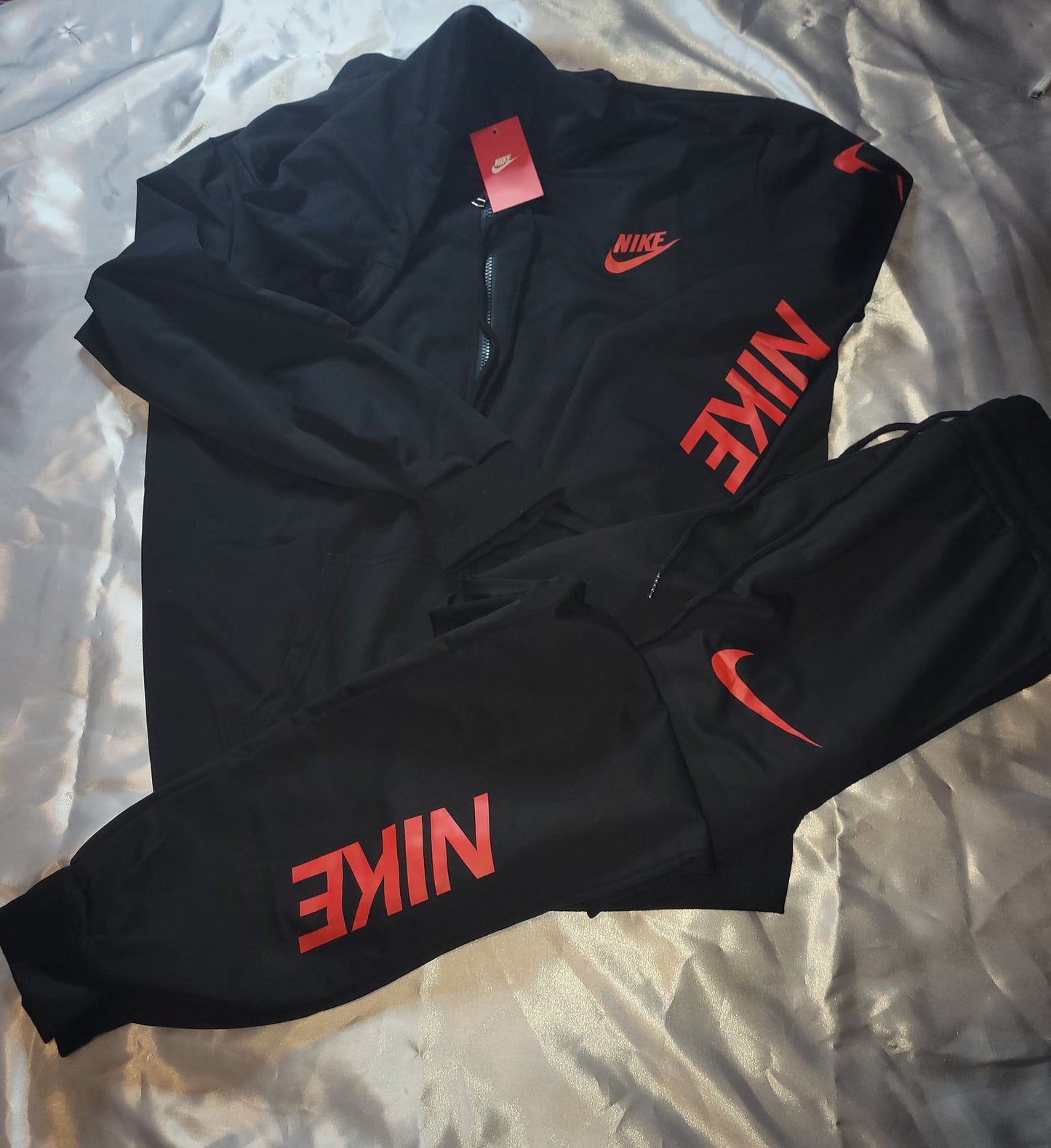 Men Nike Warmup Suit