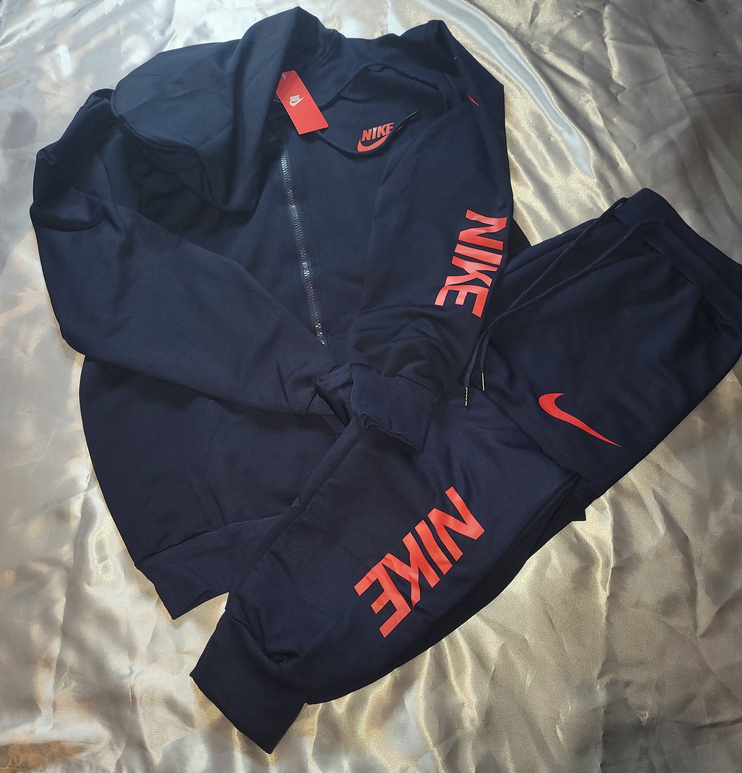 Men Nike Warmup Suit