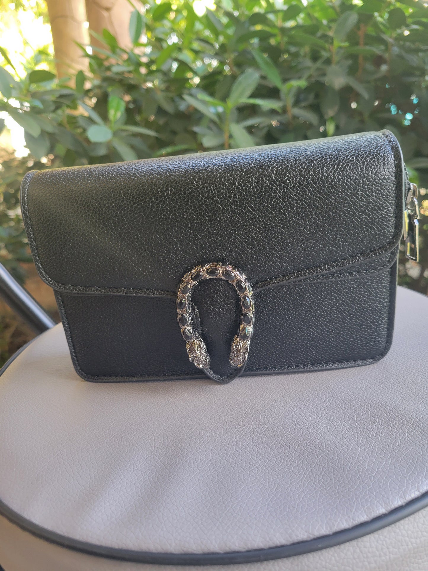 Guccii Sling Bag