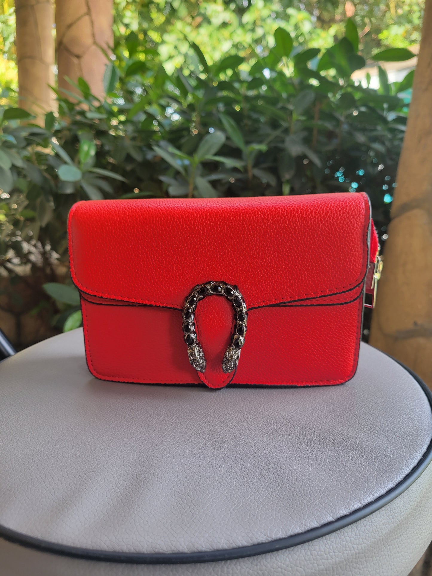 Guccii Sling Bag